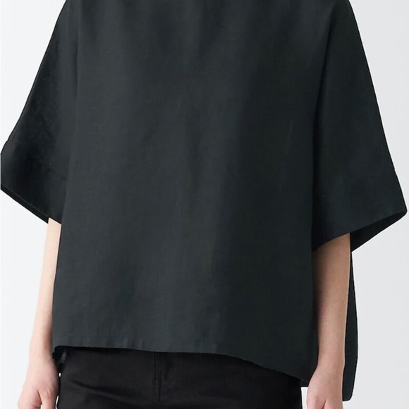 Black Muji Short Sleeve Blouse (washed hemp) - Picture 11 of 16